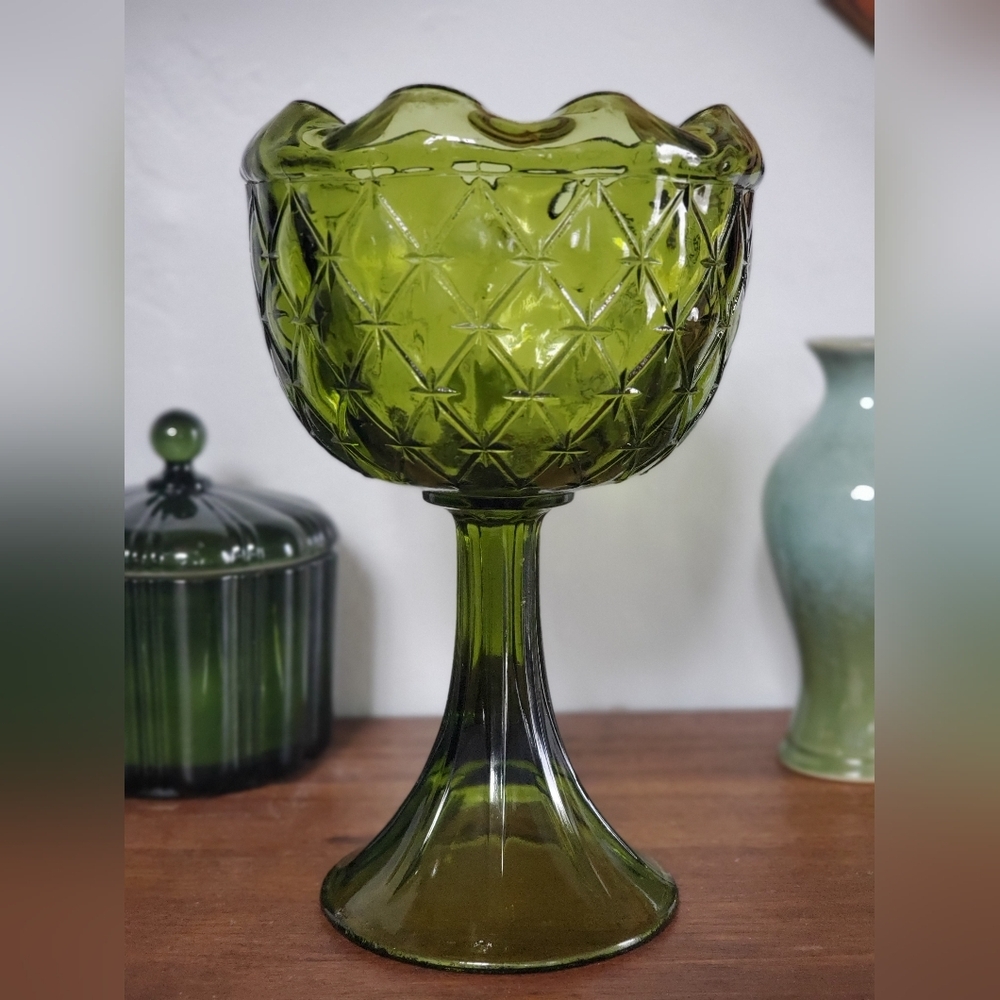 Vintage Indiana Ruffle Glass Pedestal Candy Dish